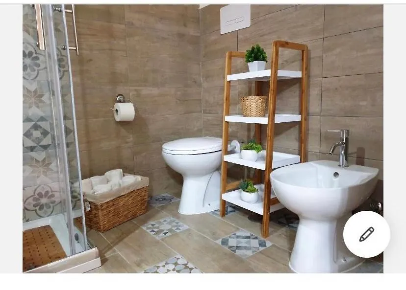 B & B Via Roma 에르콜라노 0*,